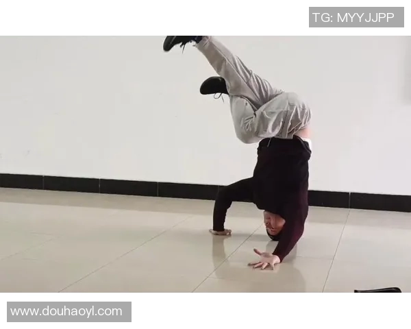 街舞热潮下杭州街舞队防守策略解析与技巧分享 街舞热潮下杭州街舞队防守策略解析与技巧分享